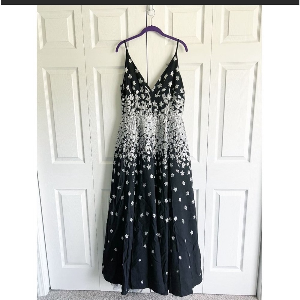 Monique Lhuillier Black Silver Metallic Jacquard Gown Women's Size 10